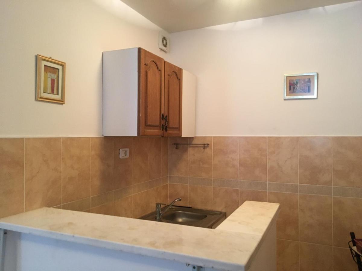 Sandra Apartment Budva
